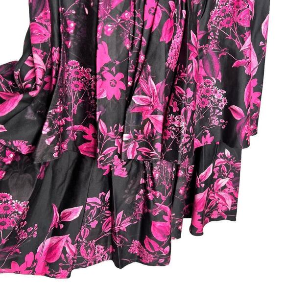 New Women’s Alice & Olivia Black Floral Smocked Square Neck Mini Dress Size 2 - Picture 4 of 9